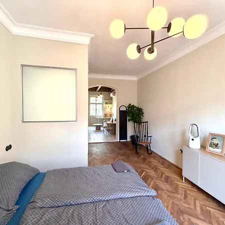 דירה Designer Gem In Vinohrady - 1 Min To Metro - 4 Px *